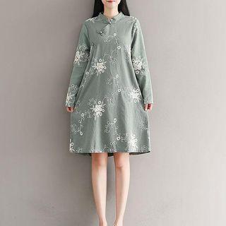 Long-sleeve Mandarin Collar Embroidery Dress
