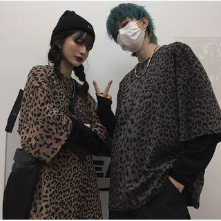 Mock Two-piece Leopard Pattern T-shirt
