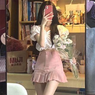 Short-sleeve Ruffle Trim Top / Pleated Skirt
