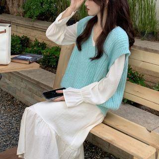 Knit V-neck Tank Top Vest / Puff-sleeve Ruffle Dress