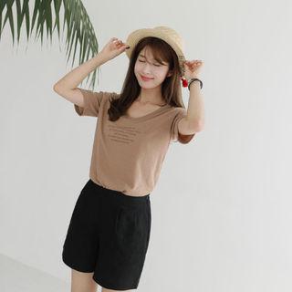 U-neck Lettering T-shirt