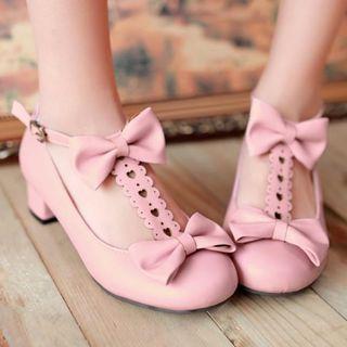 Ribbon Perforated Heart Block Heel Pumps