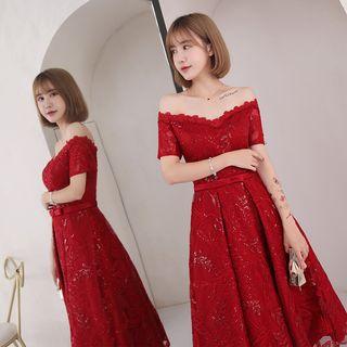 Off-shoulder Lace A-line Cocktail Dress