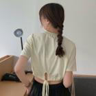 Short-sleeve Tie-strap Cropped T-shirt