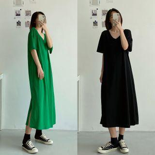 Plain Short-sleeve V-neck Slit Midi A-line Dress