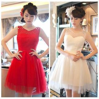 Sleeveless A-line Lace Cocktail Dress