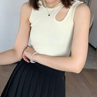 Cut-out Shoulder Knit Tank Top