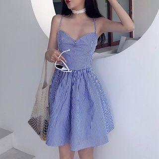 Sleeveless Plain Lace-up Dress