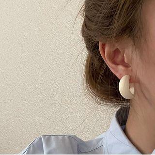 Open Hoop Ear Stud