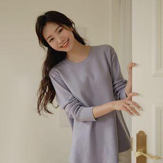 Button-back A-line Knit Top