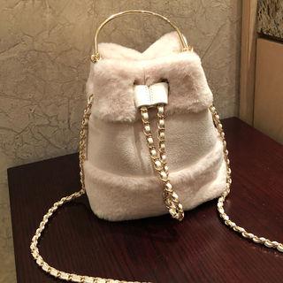 Faux-fur Bucket Bag With Strap Cream - One Size