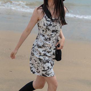 Tied-waist Print Strappy Dress