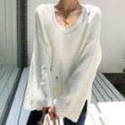 V-neck Distressed Sweater Milk White - One Size