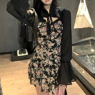 Long-sleeve Floral Print Blouse / Mini A-line Skirt