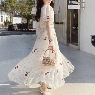 Short-sleeve Floral Dotted Maxi A-line Dress