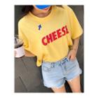 Cheese Lettering Crop T-shirt