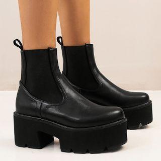 Plain Platform Short Chelsea Boots