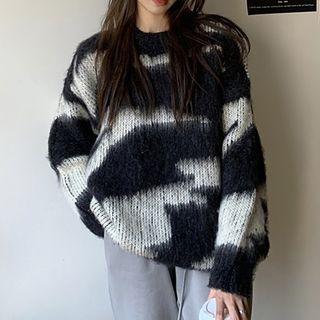 Tie Dye Sweater White & Black - One Size