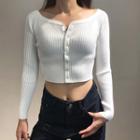 Buttoned Cropped Rib Knit Top