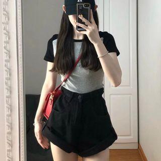 Short-sleeve Raglan T-shirt / Denim Hot Pants / Set