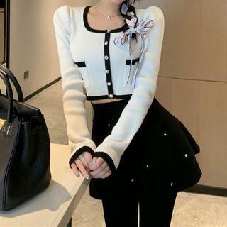 Color-block Knit Cardigan / Plain A-line Skirt
