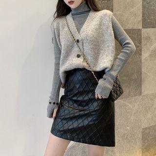 Turtleneck Knit Top / Knit Vest / Faux Leather Skirt
