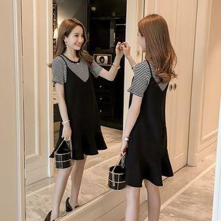 Set: Short-sleeve Striped T-shirt + Jumper Dress