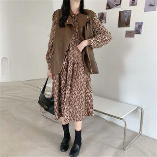 Faux Leather Vest / Long-sleeve Printed Midi Dress