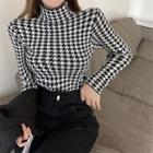 Long-sleeve Turtleneck Houndstooth T-shirt