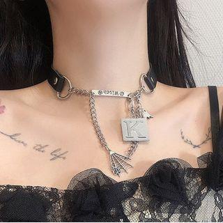 Lettering Choker Necklace - Silver - One Size