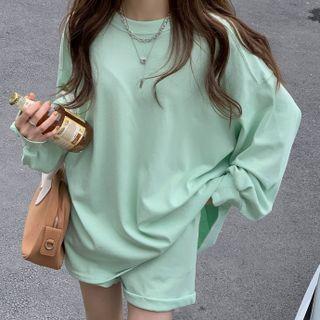 Set : Round-neck Long-sleeve Sweatshirt + Shorts