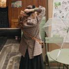 Single-breasted Checked Woolen Blazer