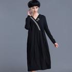 Lettering V-neck Midi Pullover Dress