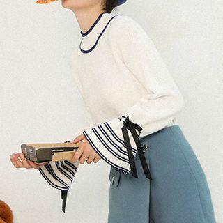 Mock-neck Flared-cuff Sweater