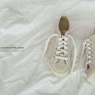 Cap-toe Corduroy Sneakers
