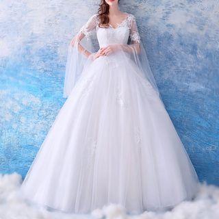 Applique Long-sleeve Wedding Ball Gown