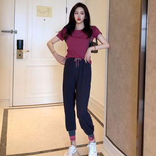 Set: Crew-neck Short-sleeve T-shirt + Drawstring Cropped Sweatpants As Shown In Figure - One Size