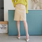 Band-waist Slit-front H-line Skirt