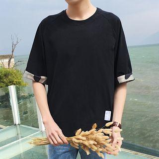 Camo Panel Elbow Sleeve T-shirt
