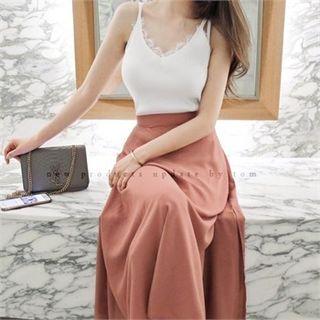 Lace-trim Slim-fit Rib-knit Top