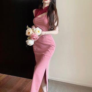 Sleeveless Two-tone Cut-out Midi Sheath Dress