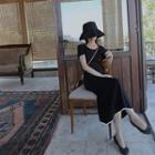 Plain Short Sleeve Midi Knit Dress