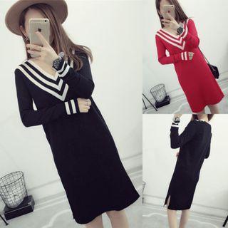 V-neck Contrast Trim Knit Dress