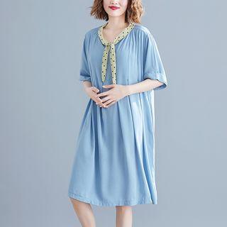Short-sleeve Dotted-tie Accent Midi Dress