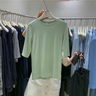Short-sleeve Round-neck Knit Top