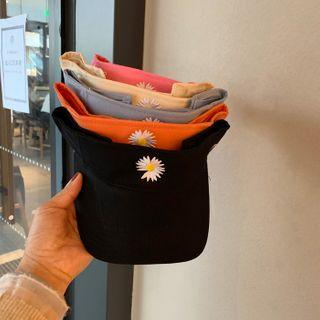 Embroidered Daisy Visor Hat