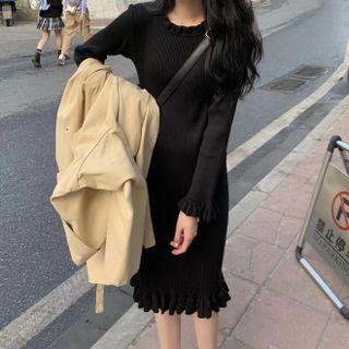 Round-neck Plain Ruffle Knit Dress