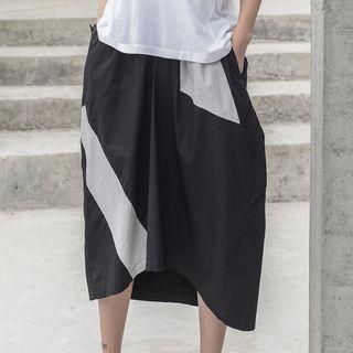 Color-block Asymmetric-hem Skirt