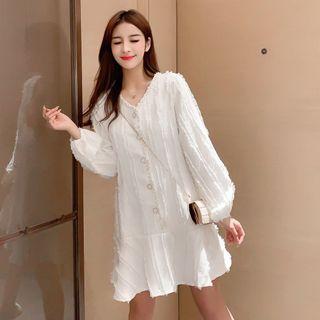 V-neck Ruffle Hem Long-sleeve Shift Dress