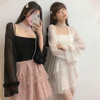 Star Pattern Tiered Skirt / Light Jacket